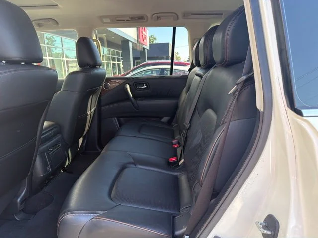Used 2018 White Nissan SL image 18