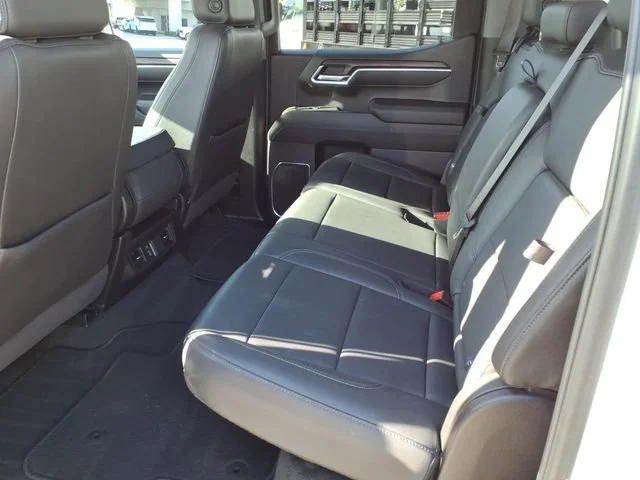 Used 2025 Summit White GMC SLT image 8