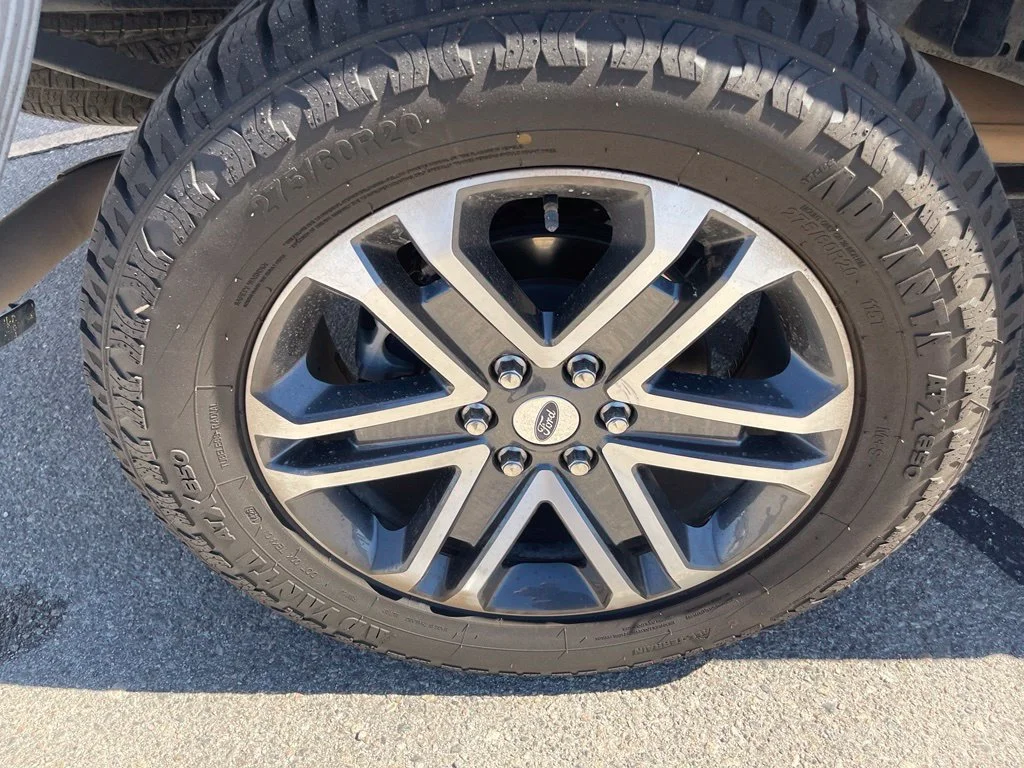 Certified Used 2023 Oxford White Ford XL image 33