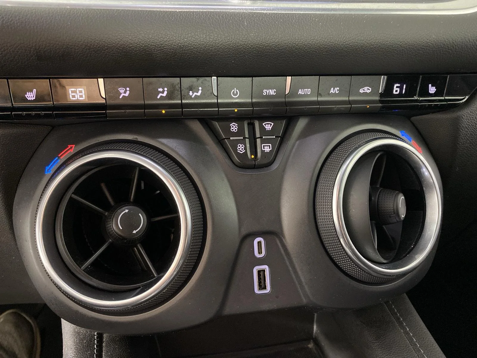Used 2021 Midnight Blue Metallic Chevrolet LT image 28