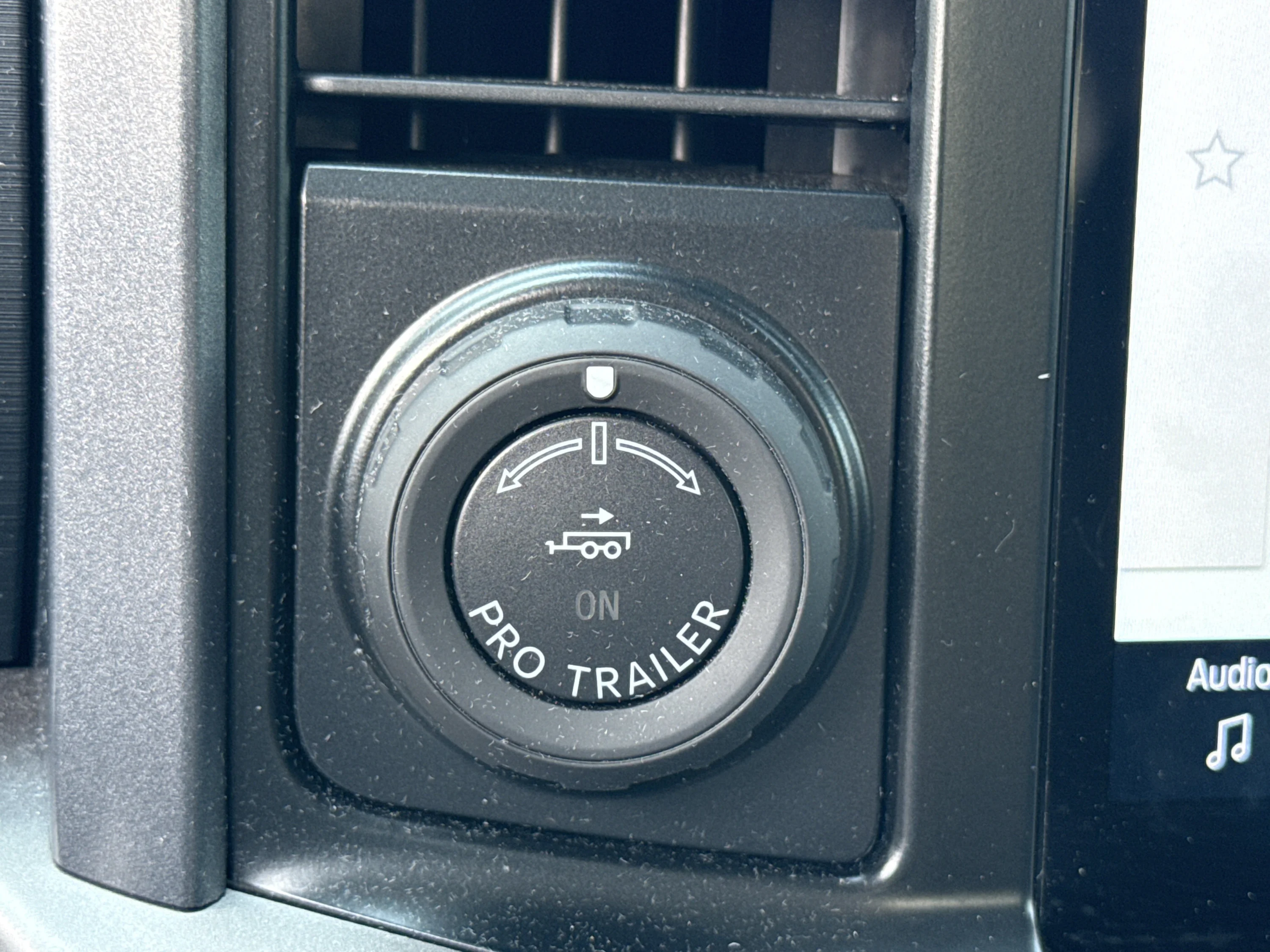 Used 2024 Oxford White Ford XLT image 36