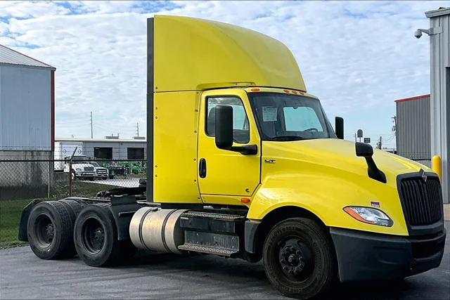 Pre-Owned 2023 International LT625 6X4 Day Cab