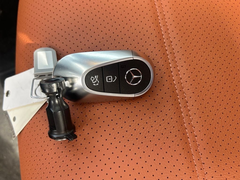 2026 Mercedes-Benz GLC Base - Photo 29