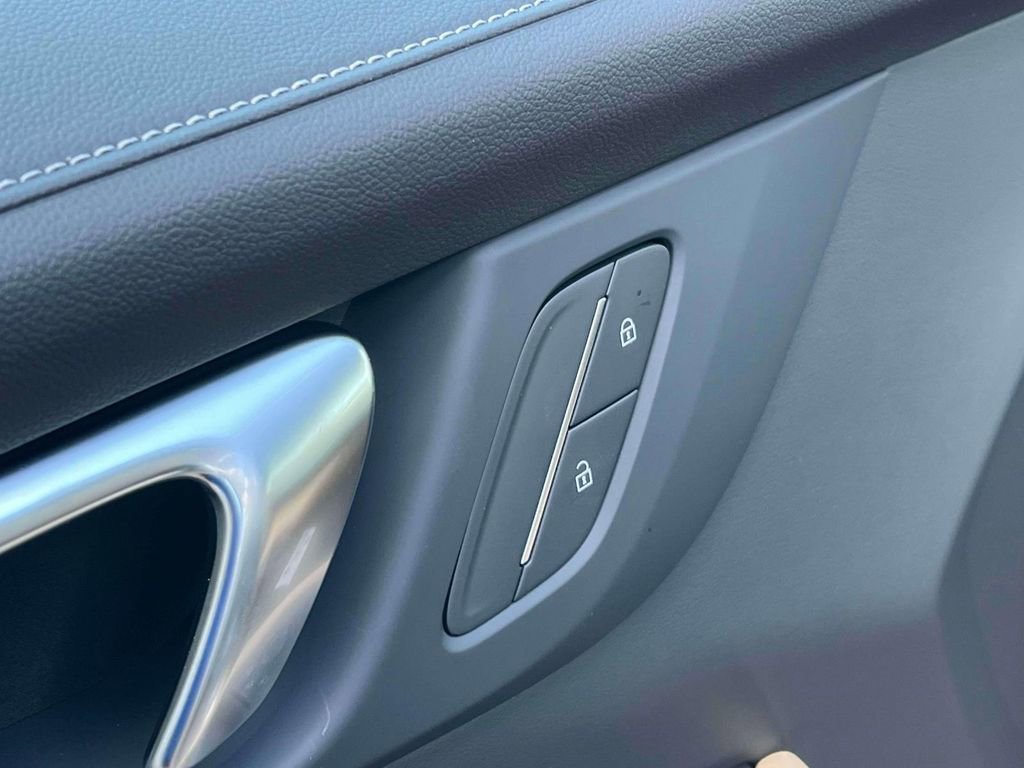 2026 Buick Enclave Preferred - Photo 23