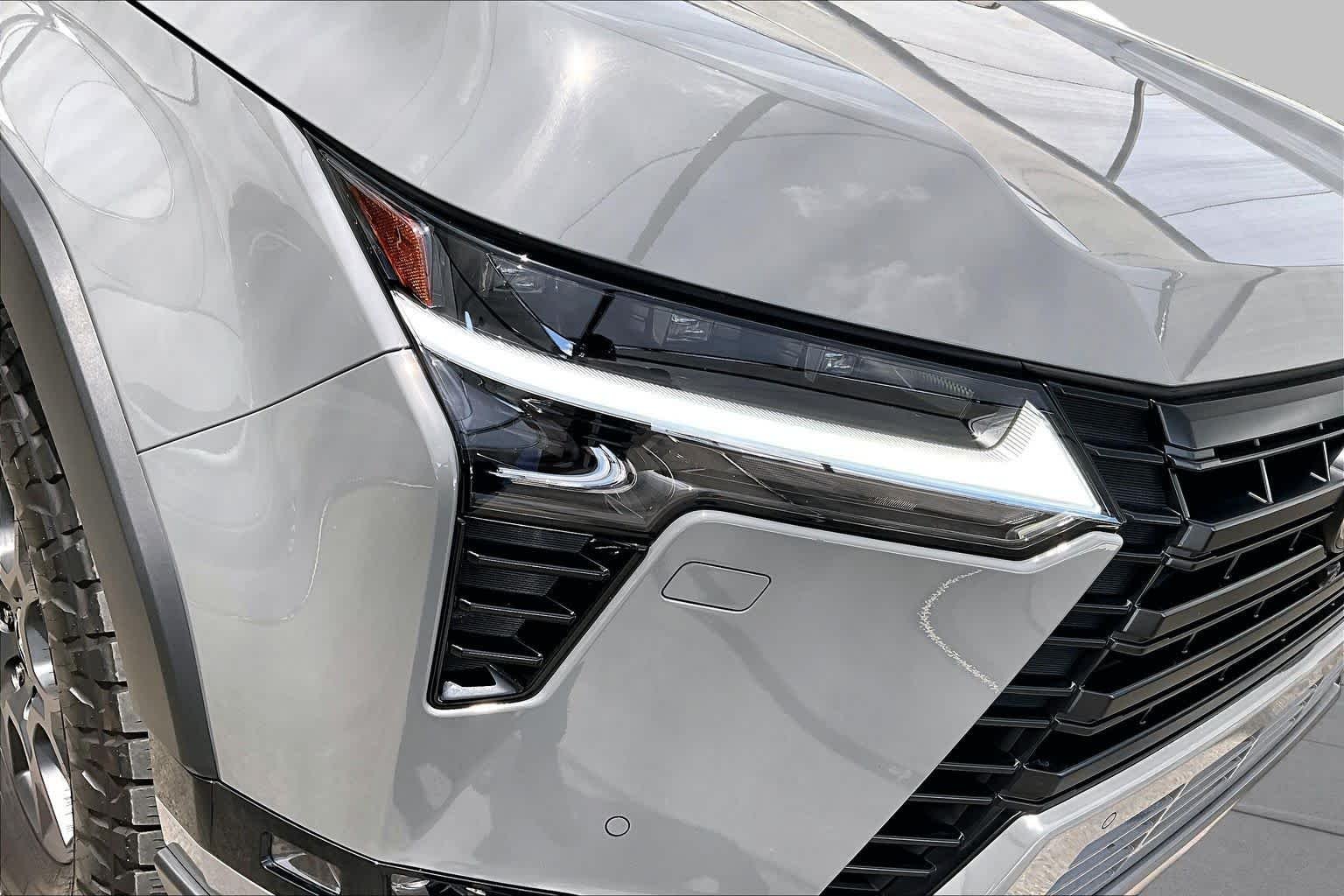 Used 2025 Incognito Lexus Overtrail image 28