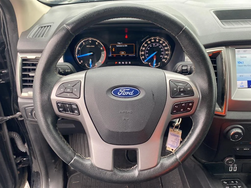 Used 2019 Shadow Black Ford XLT image 12