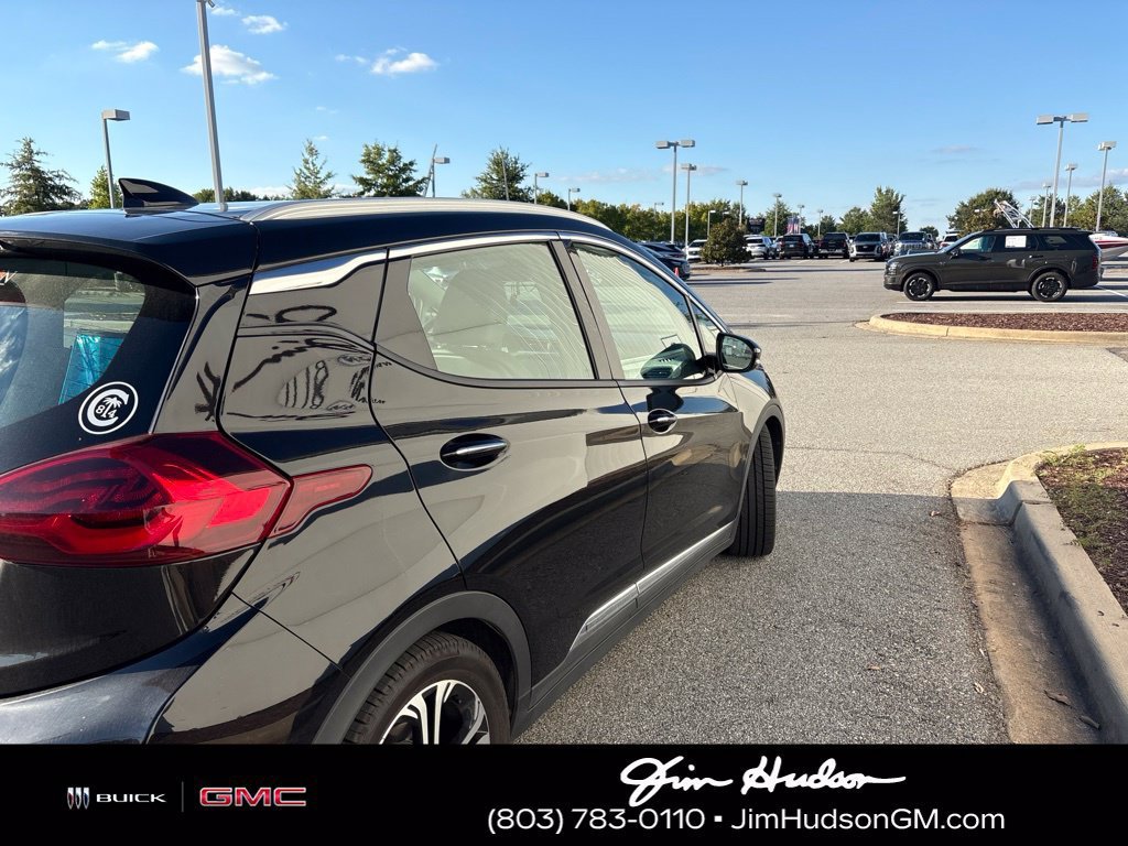 Used 2020 MOSAIC BLACK METALLIC Chevrolet Premier image 5