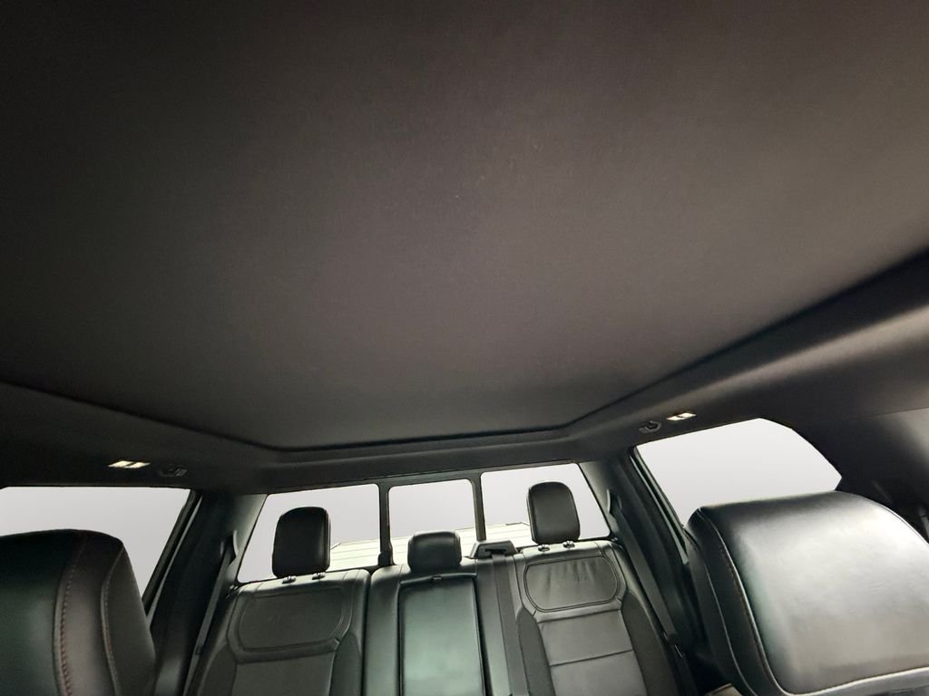 Certified Used 2025 White Ford Raptor image 12