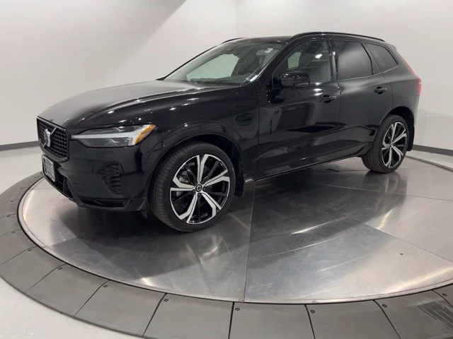 Certified Used 2024 Onyx Black Volvo Ultimate image 1