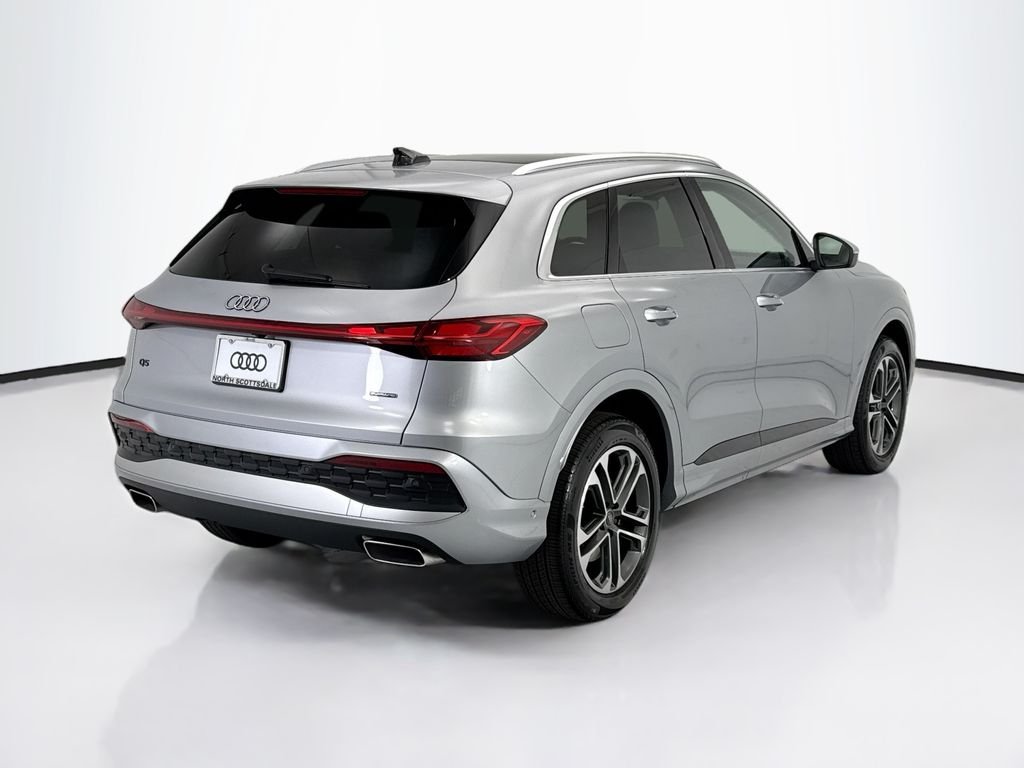 Used 2025 Florett Silver Metallic Audi 2.0T Prestige image 5