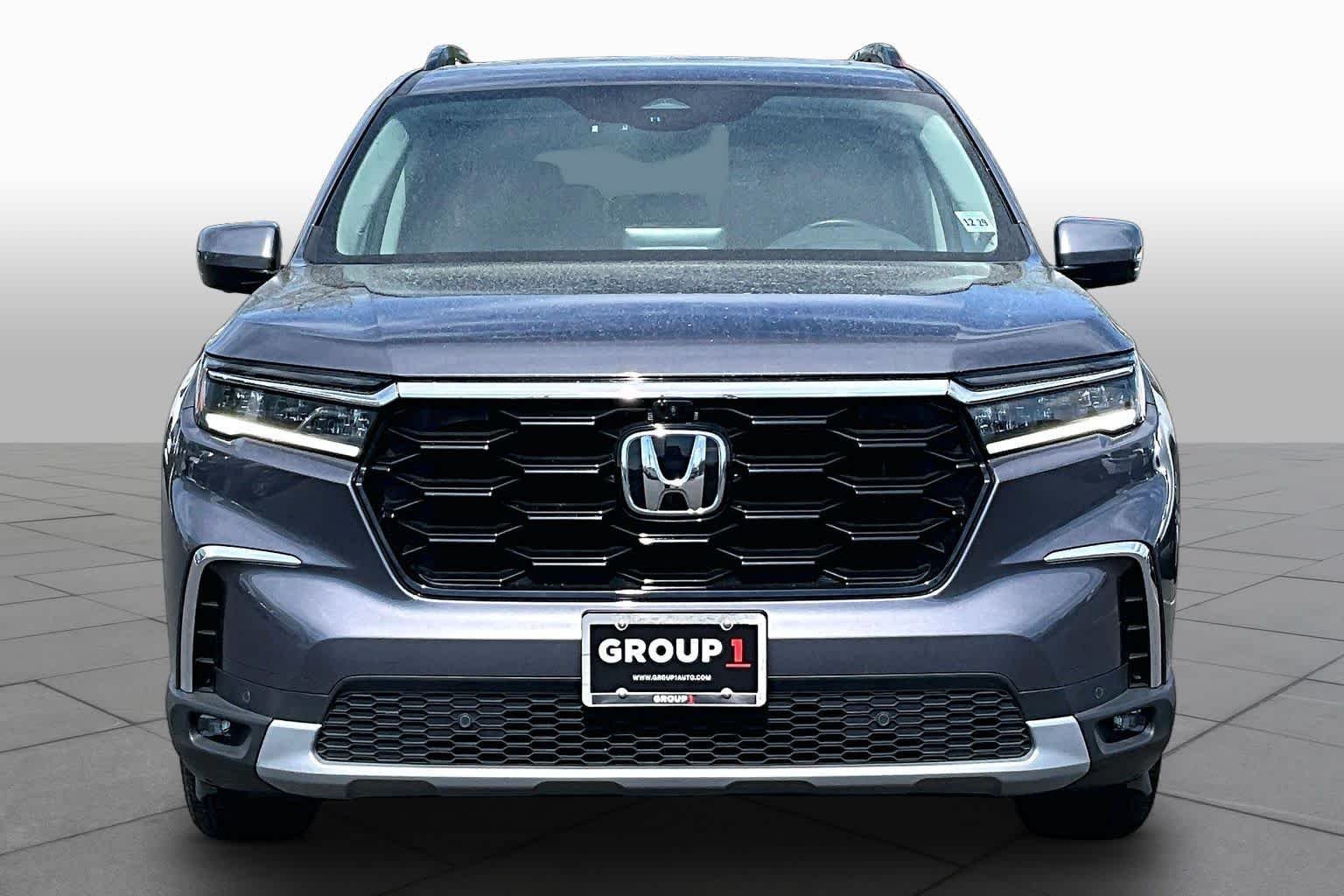 Used 2025 Modern Steel Metallic Honda Elite image 4