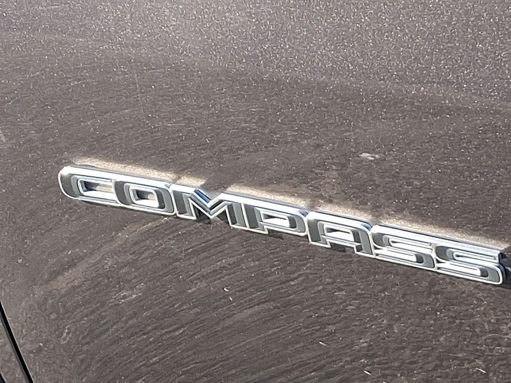 Used 2021 Gray Jeep Latitude image 31
