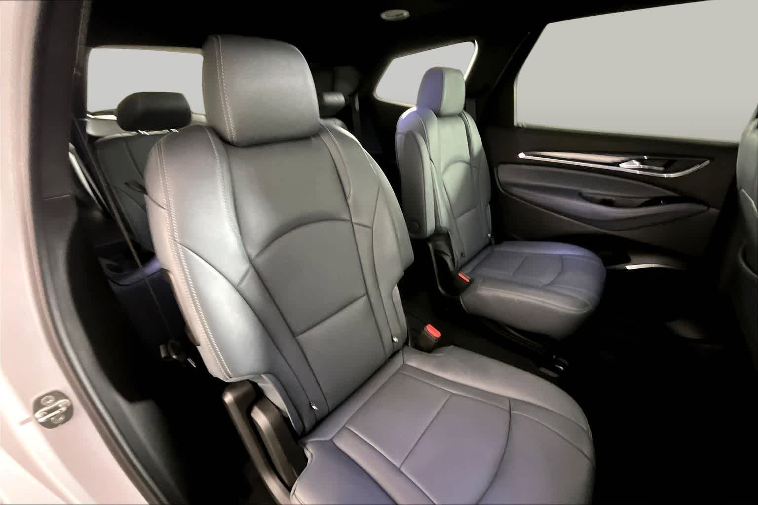 Used 2024 White Frost Tricoat Buick Essence image 20