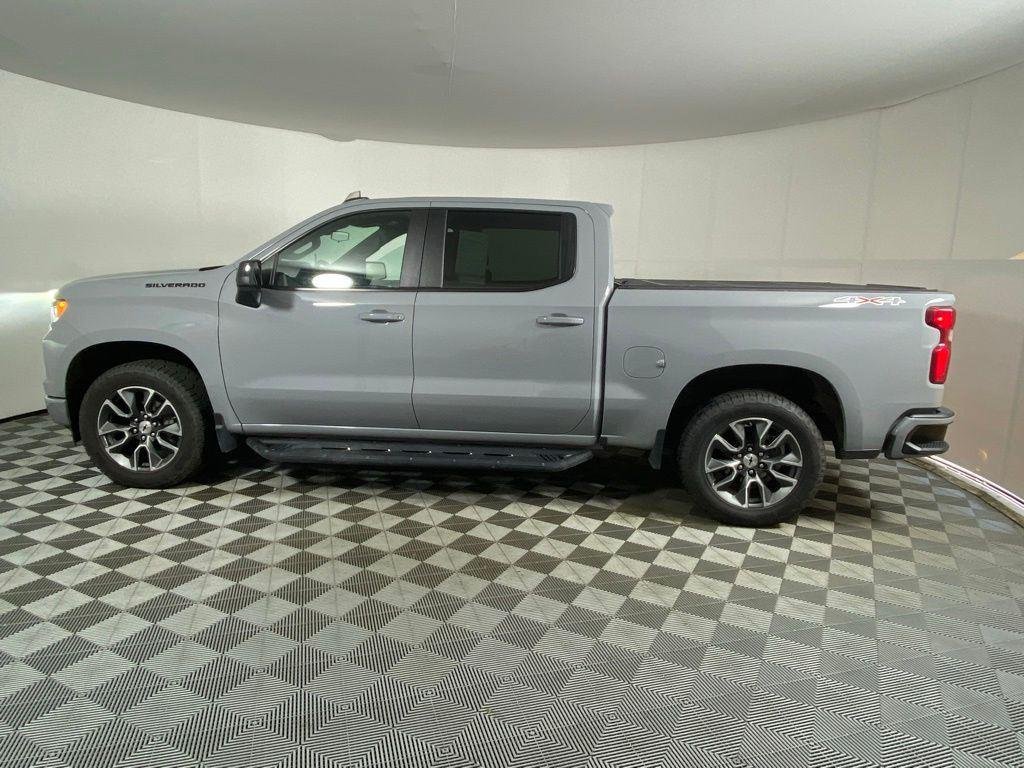 Used 2024 Slate Gray Metallic Chevrolet RST image 18