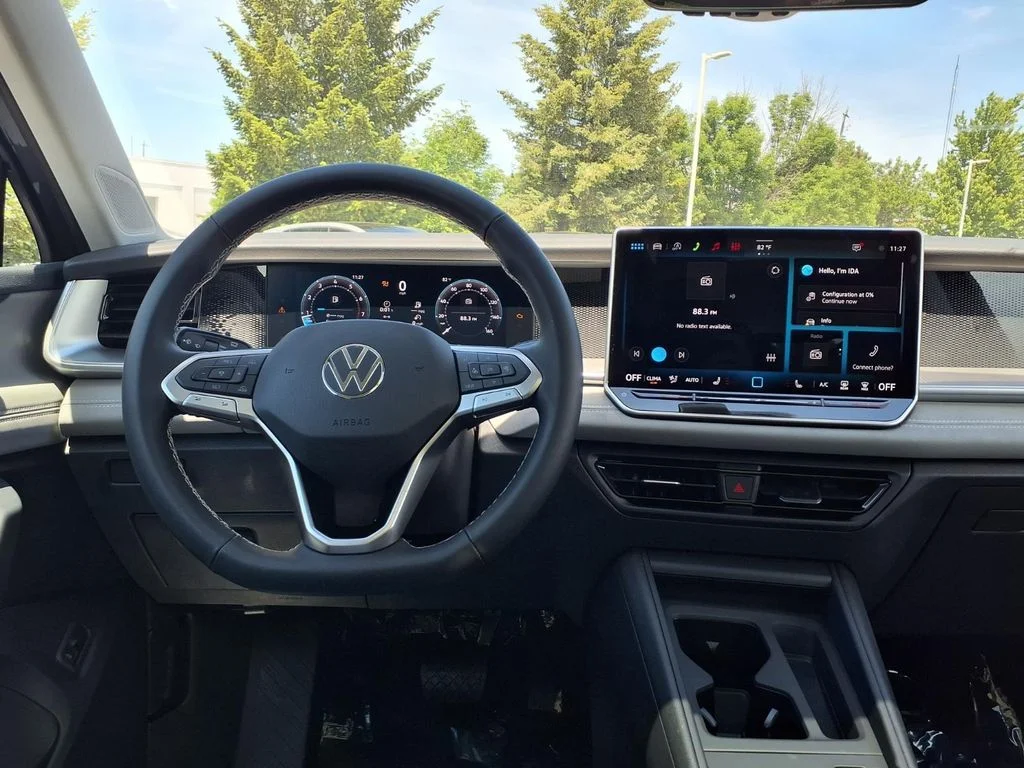 New 2026 Platinum Gray Metallic Volkswagen 2.0T SE image 13