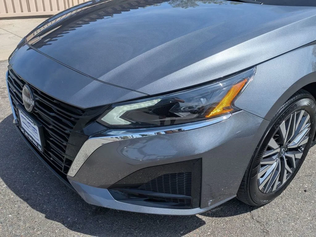 Used 2025 Gray Nissan 2.5 SV image 8