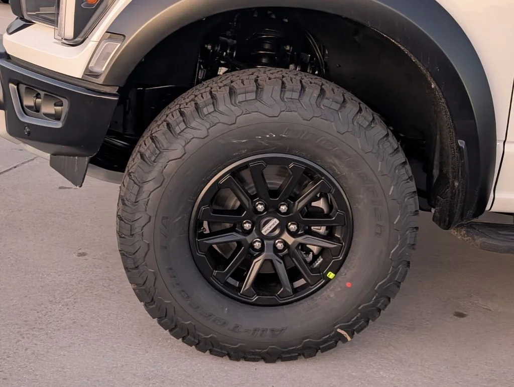 New 2026 White Ford Raptor image 4