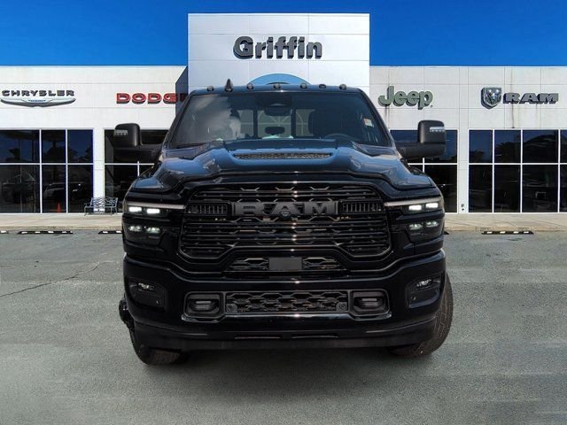 New 2026 Diamond Black Crystal Pearl-Coat Exterior Paint RAM Laramie image 12