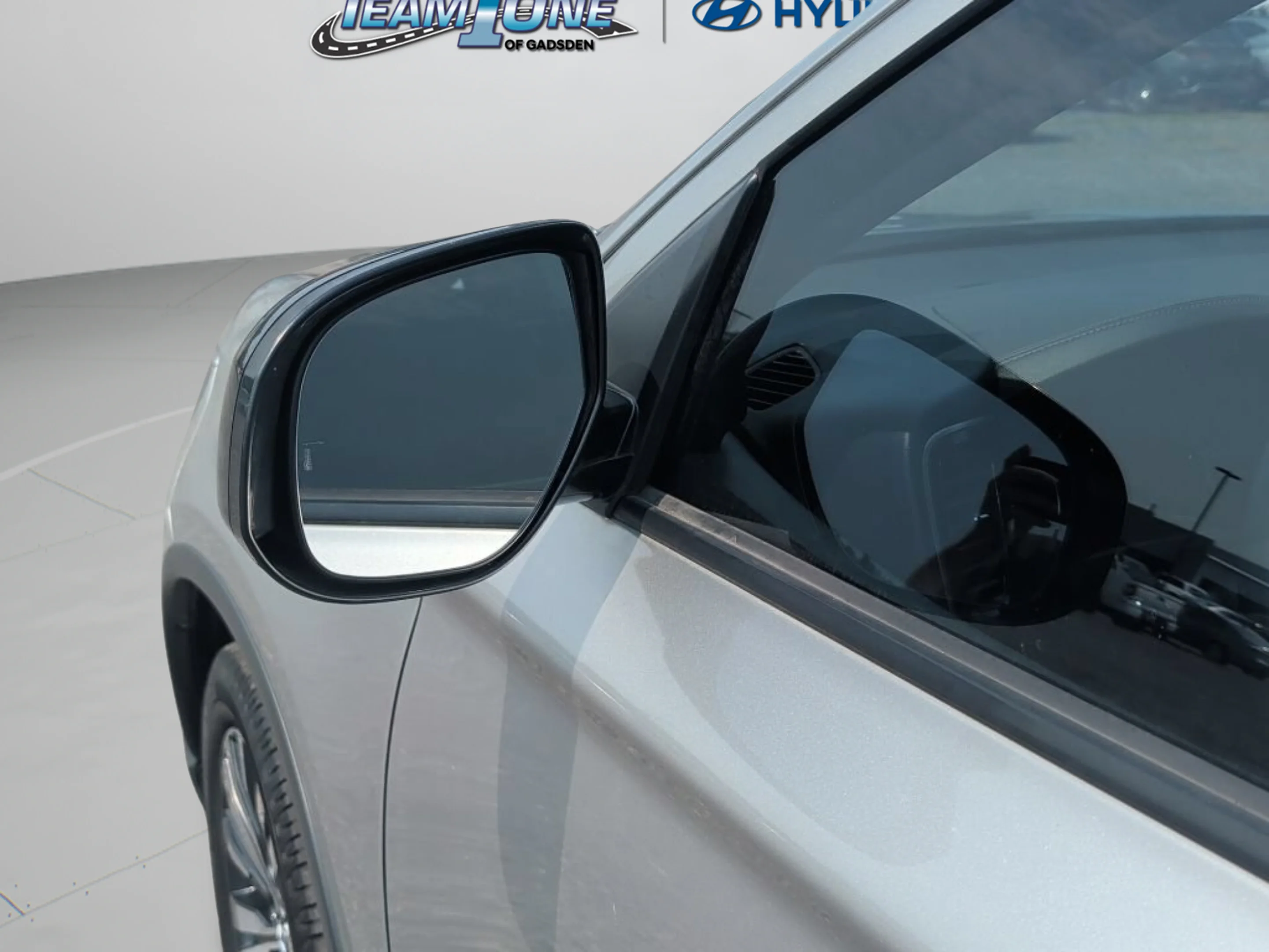 Used 2019 Silver Mitsubishi ES image 36