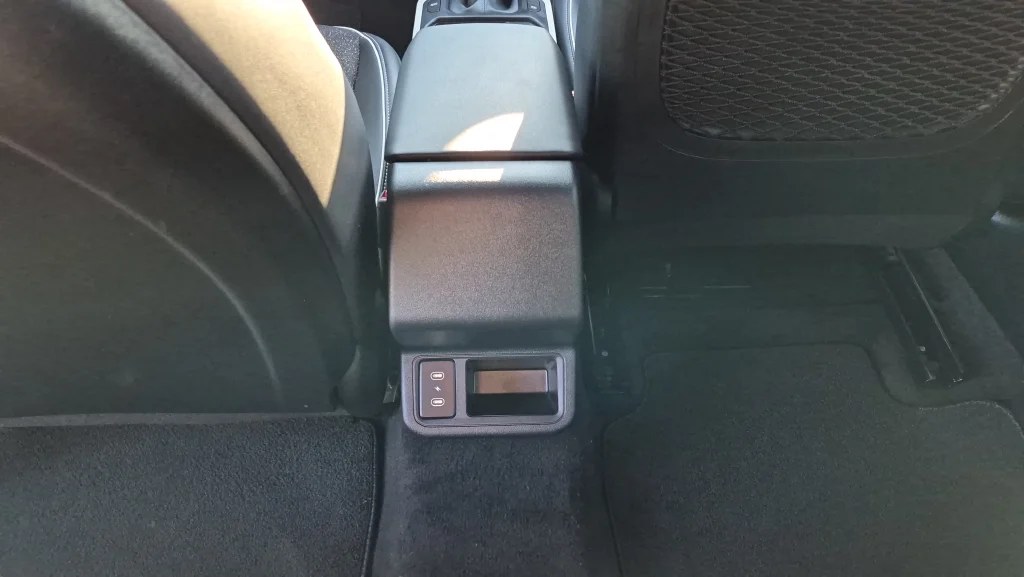 Used 2025 Gray Kia GT-Line image 21