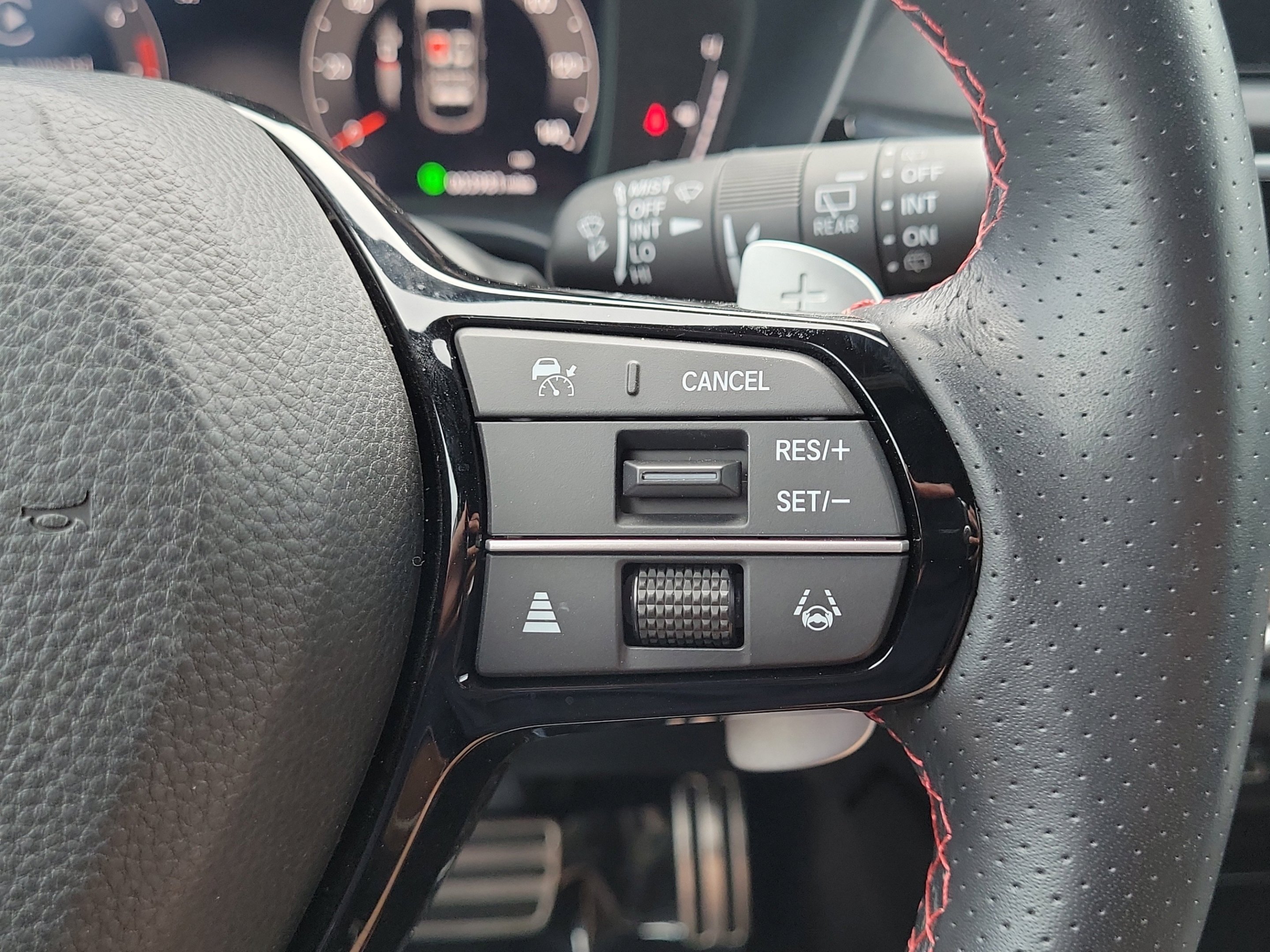 Used 2025  Acura w/A-Spec Package image 31