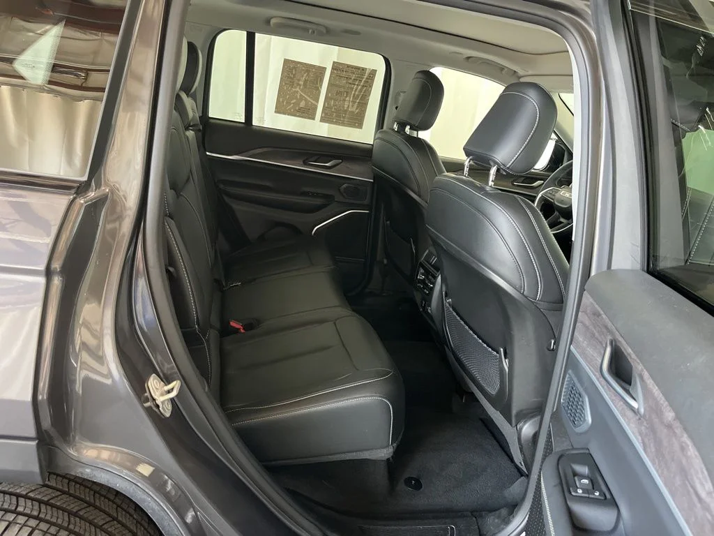 Used 2023 Gray Jeep 4xe image 25