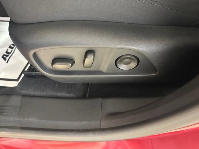 2027 GMC Terrain AT4 - Photo 7