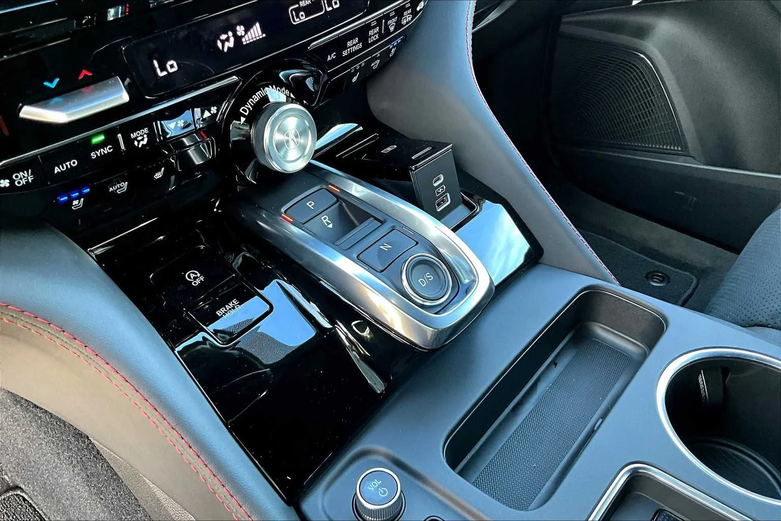 2026 Acura MDX A-Spec Package - Photo 13