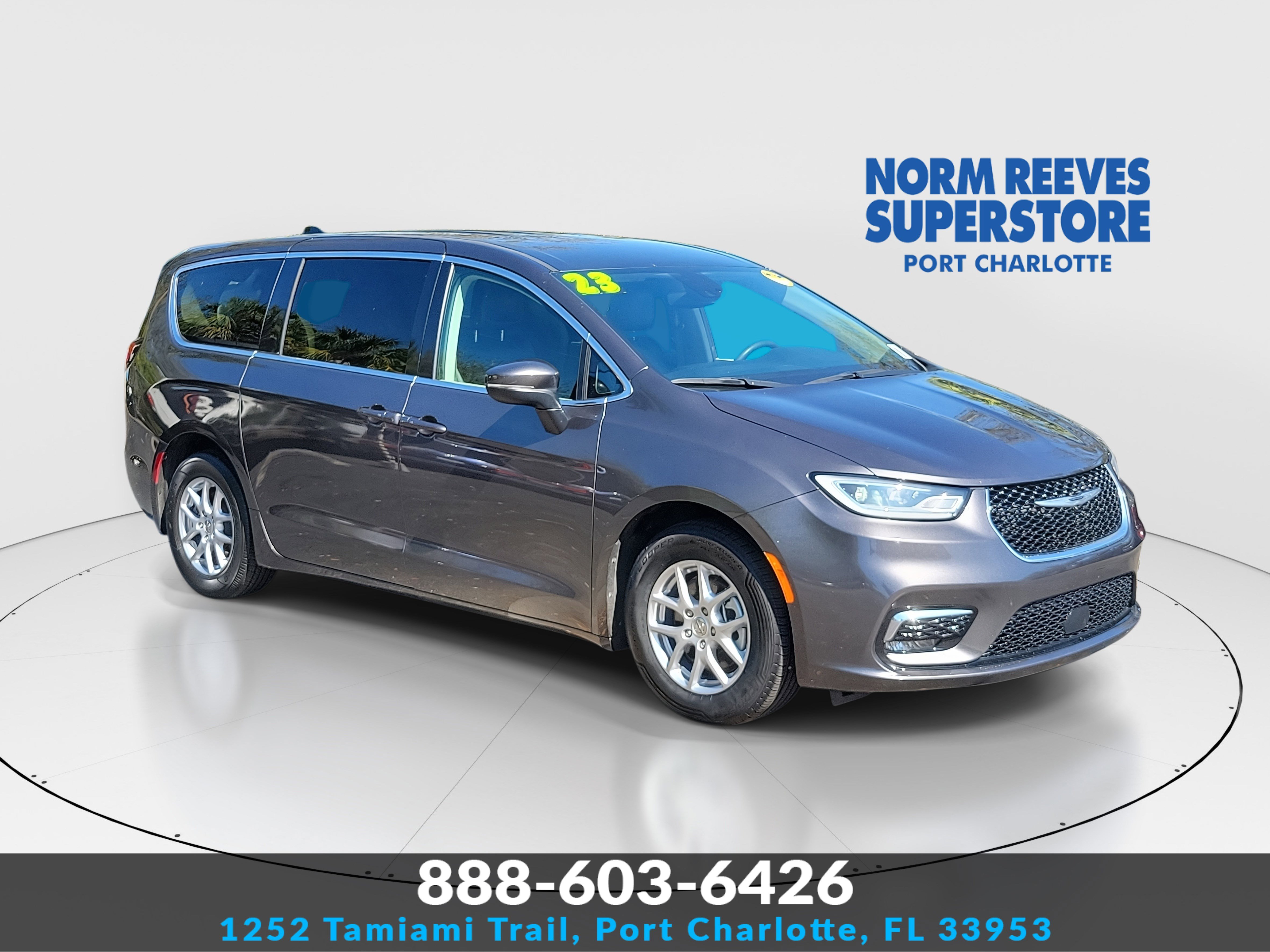 2023 Chrysler Pacifica Touring L