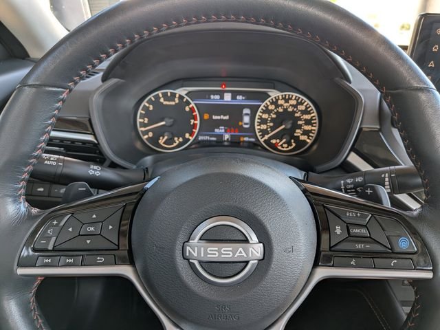 Used 2023 Red Nissan 2.0 SR image 27
