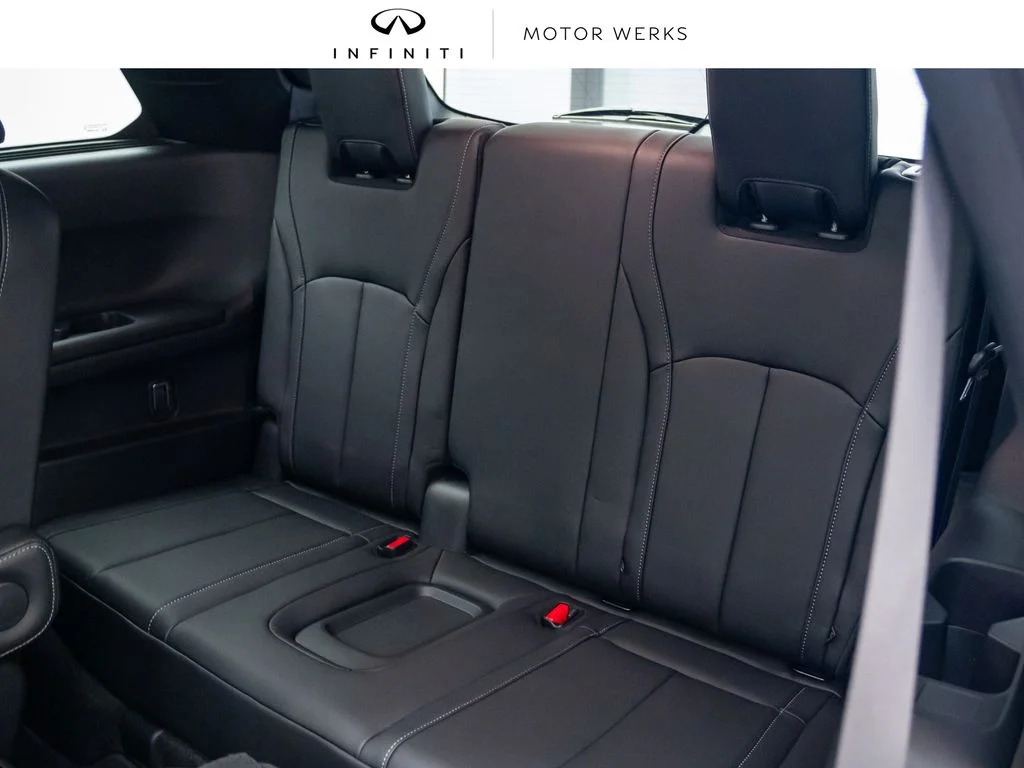 New 2027 2T GRPT SHDW INFINITI Sport AWD image 17