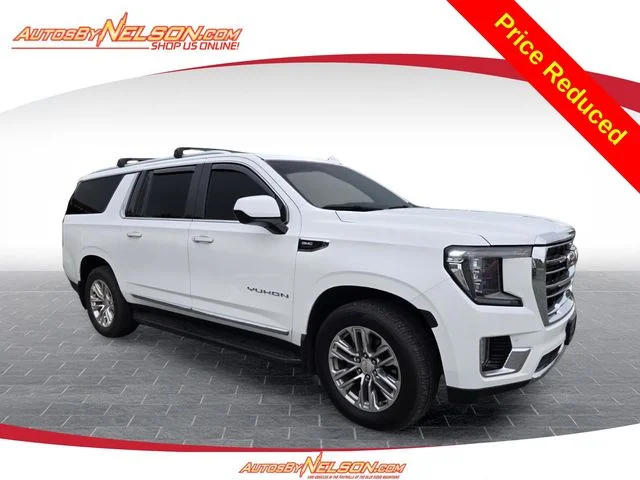 Used 2022 White GMC SLT image 1