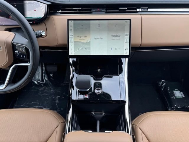 New 2026 Firenze Red LAND ROVER SE image 27