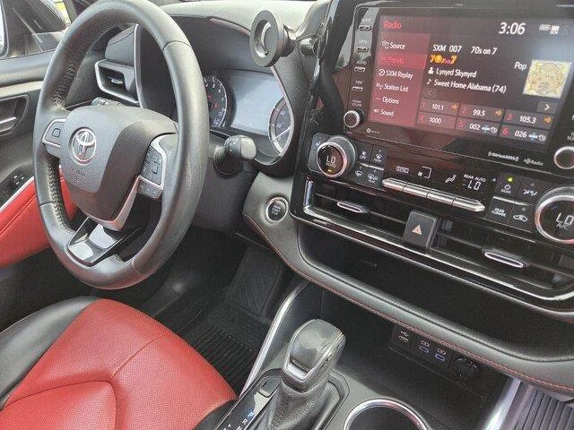 Used 2022 Blueprint Toyota XSE image 33