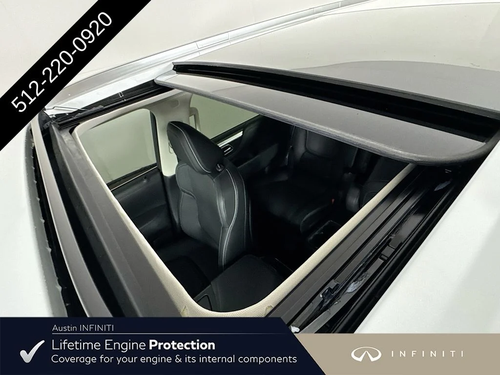 New 2027 RADIANT WHITE INFINITI LUXE image 28