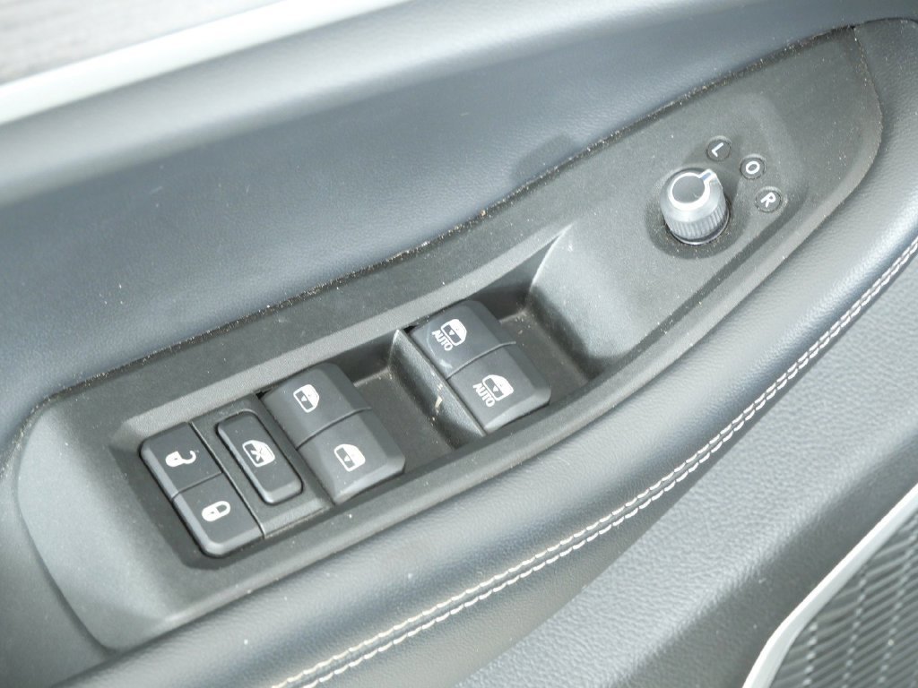 Used 2021 Black Jeep Limited image 32