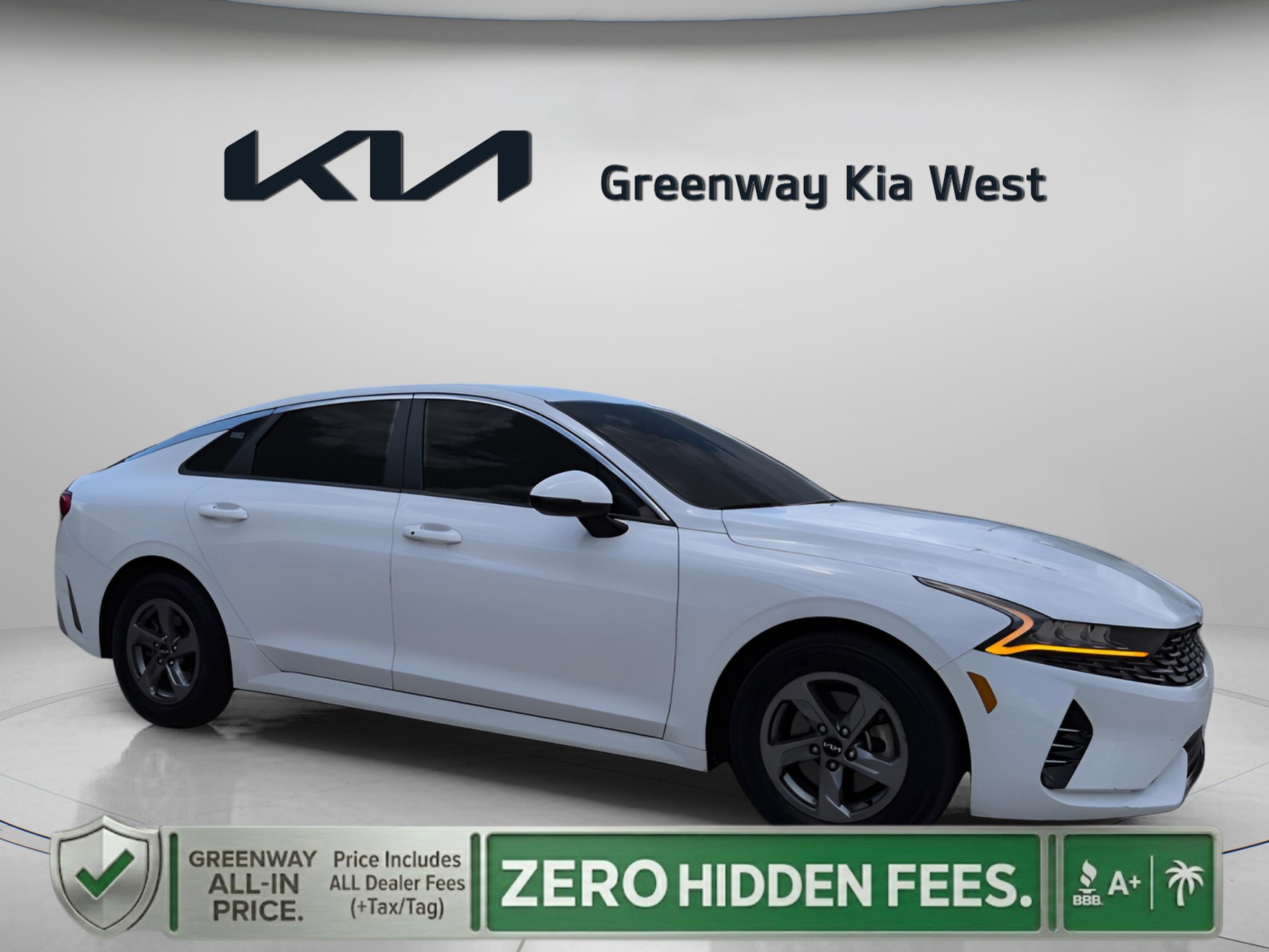 2022 Kia Optima LXS FWD's photo