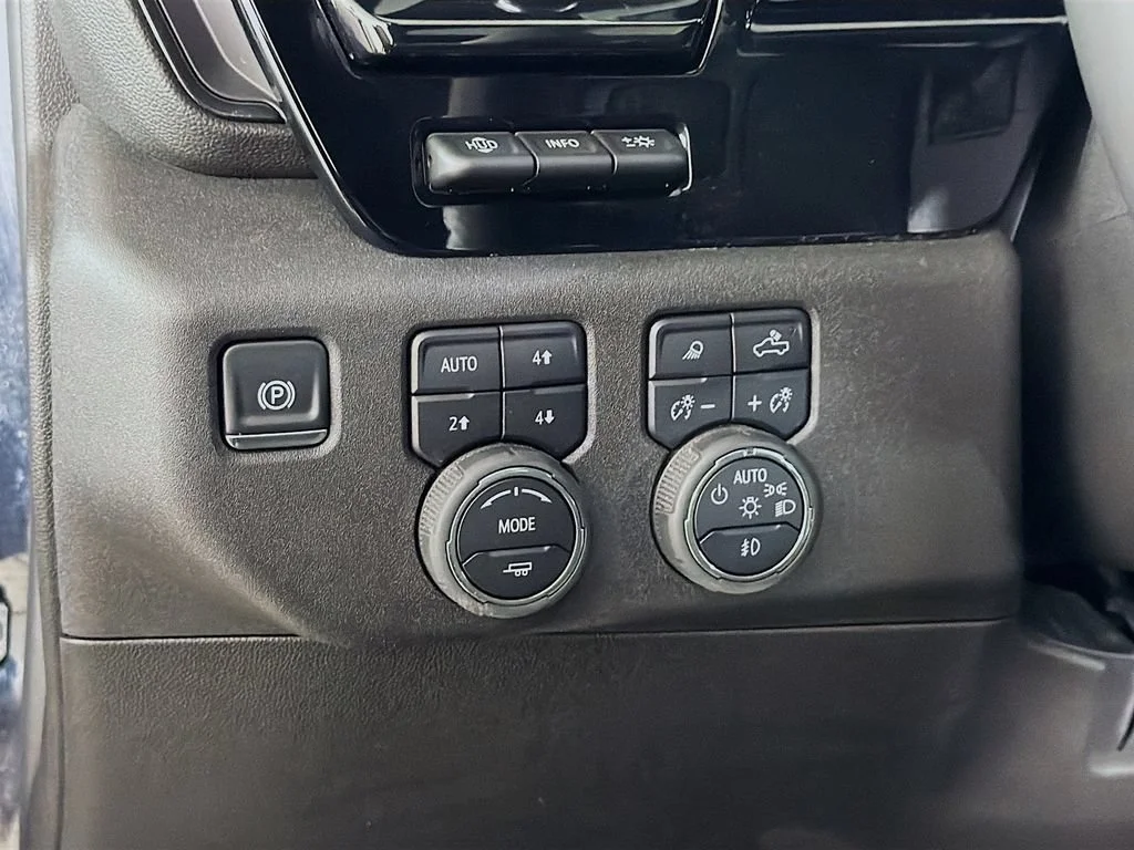 Used 2025 Black Chevrolet ZR2 image 11