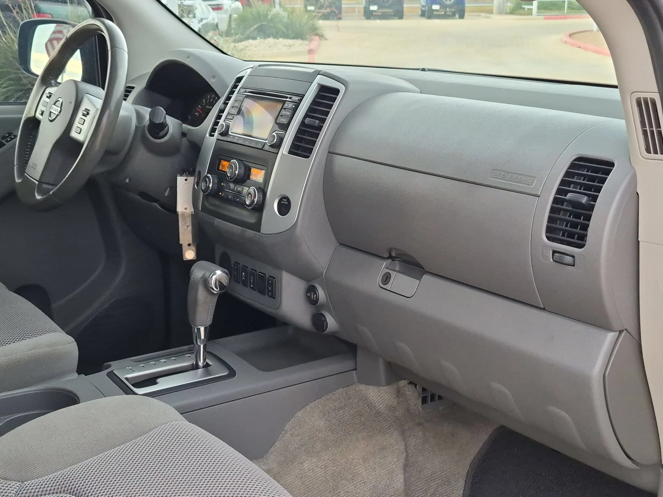 Used 2018 Gray Nissan SV image 27