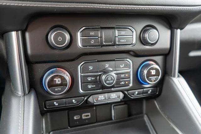 2021 Chevrolet Tahoe Z71 - Photo 27
