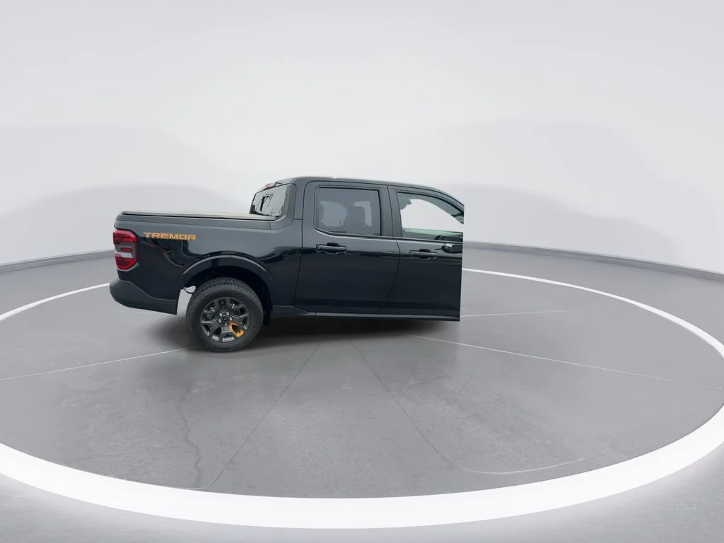 Used 2024 Black Ford Lariat image 9