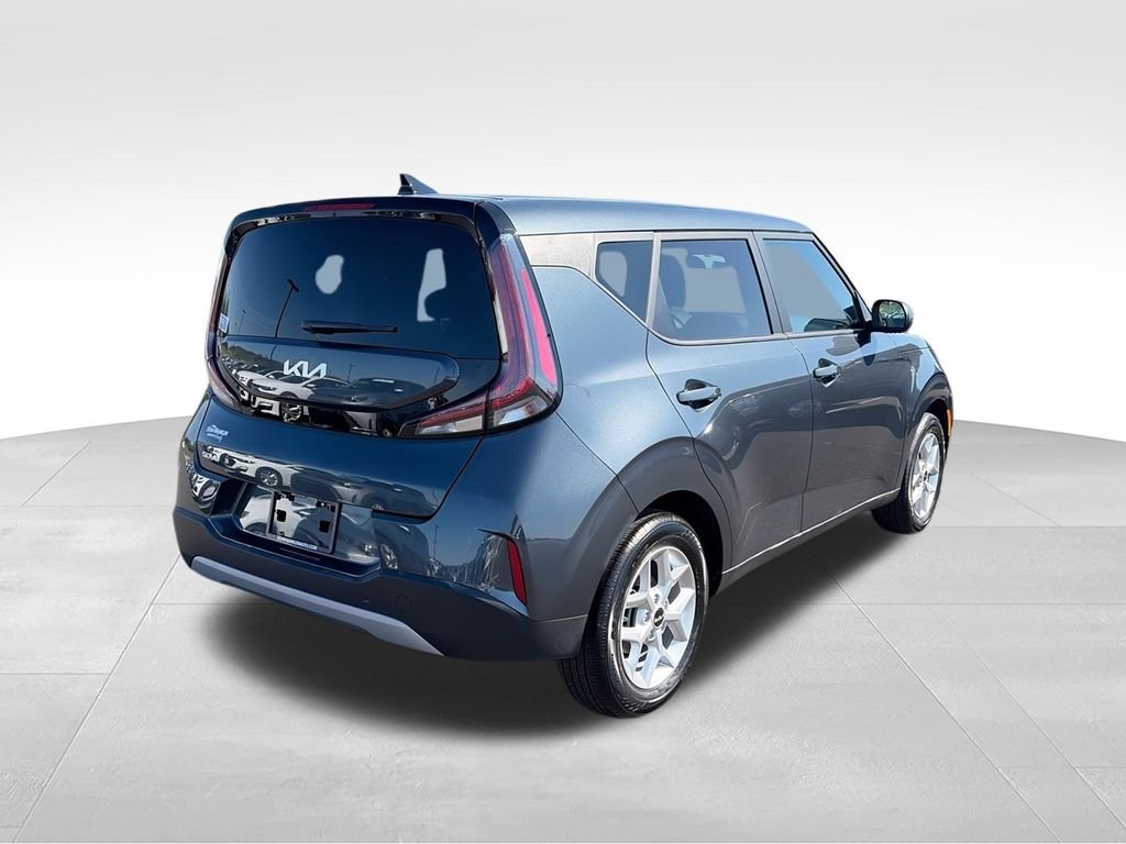 Used 2025 Gray Kia LX image 8