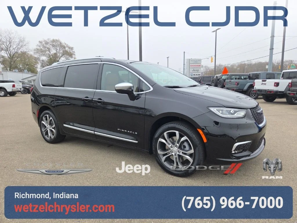 2026 Chrysler Pacifica Pinnacle AWD's photo
