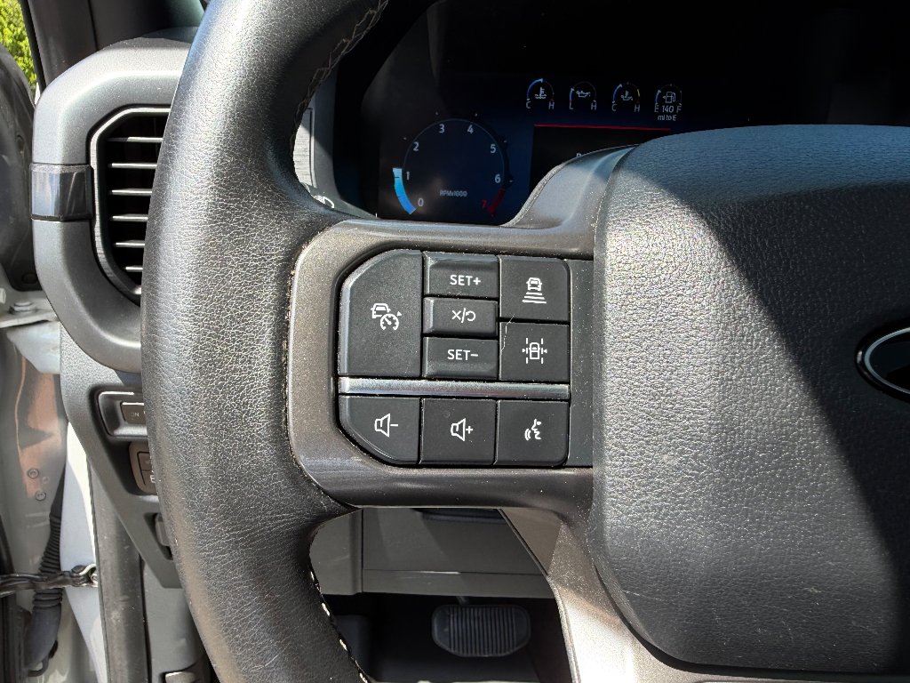 Used 2024 Gray Ford XLT image 29