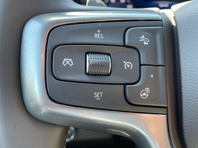 Used 2025 Summit White Chevrolet RST image 45