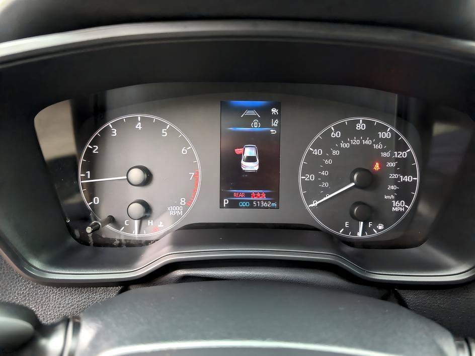 Used 2024 Ice Toyota LE image 17