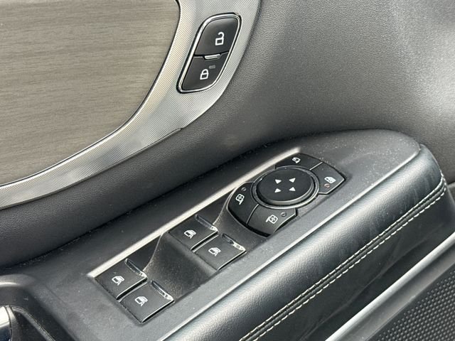 Used 2025 Black Ford Platinum image 22