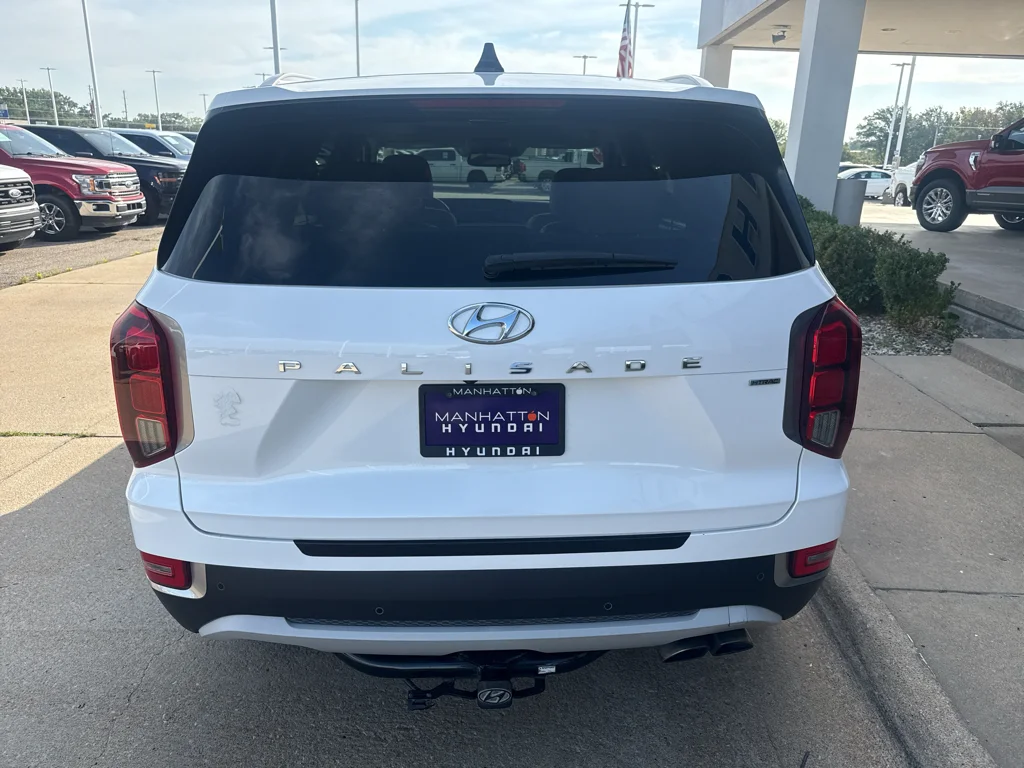 Used 2021 Hyper White Hyundai SEL image 7