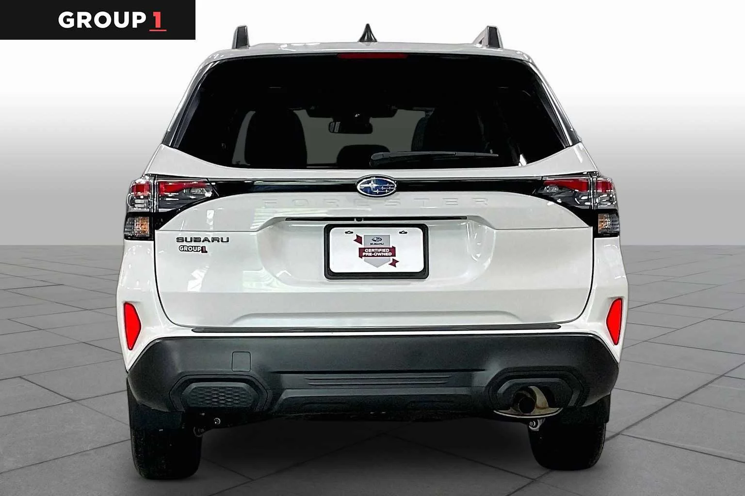 Certified Used 2025 Crystal White Pearl Subaru Premium image 5