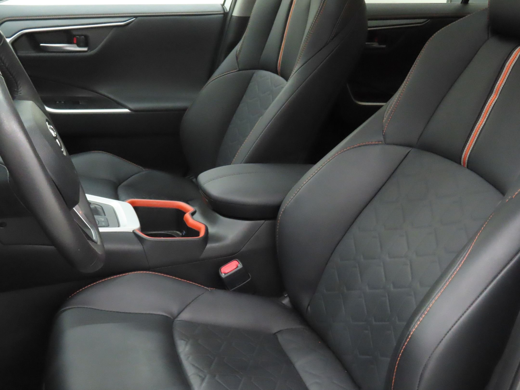 Used 2024 White Toyota Adventure image 11